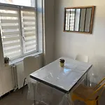 Ma Maison Au Coeur De La * بيرج